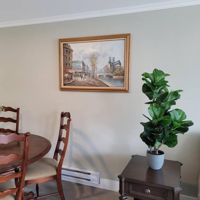 Brand New Luxury 2-Bedroom Townhouse. Duncan Exterior photo